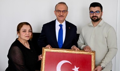Vali Yavuz’dan Şehit Ailelerine Bayram Ziyareti: Sizlerin Emrindeyiz