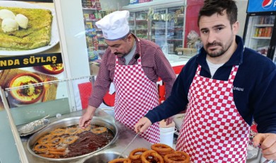 Yarım Asırlık Tecrübe ile Hazırlanan Tatlılar İftarda Kapış Kapış Gidiyor