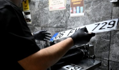 APP Plaka Dönemi Sona Erdi: Malatya Şoförler Odası’nda Uzun Kuyruklar Oluştu