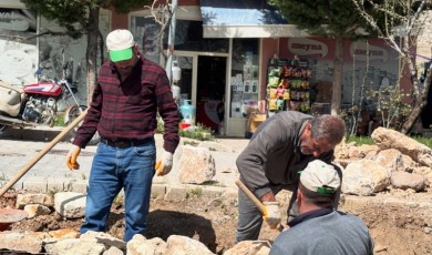 Arapgir Belediyesi Mehmet Akif Mahallesi’nde Yol Yenileme Mesaisine Başladı