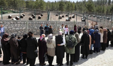 Başkan Bayram Taşkın Projelerini Kadın Kollarına Tanıttı: Hedef Üç Yılda Otuz Eser