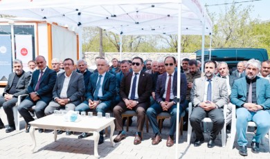 Deprem Sonrası Yeniden İnşa Edilen Yaka Gökyüzü Camii Dualarla İbadete Açıldı