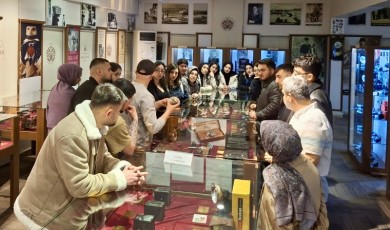 Geleceğin Fotoğrafçıları Tarih Dolu Müzede Teknoloji Yolculuğuna Çıktı