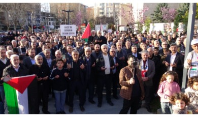 Kilitli Kapılara Malatya’dan Sert Tepki: Yüzlerce Kişi Mescid-i Aksa İçin Yürüdü