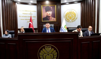 Malatya Büyükşehir Belediye Meclisi Toplandı: İmar Planı Değişiklikleri Kabul Edildi