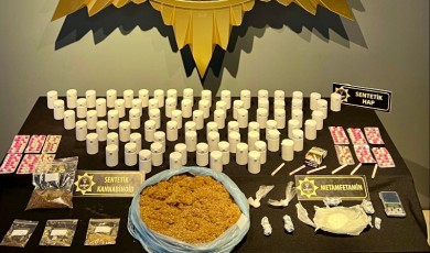 Malatya Emniyetinden Zehir Tacirlerine Darbe! Binlerce Uyuşturucu Hap Ele Geçirildi