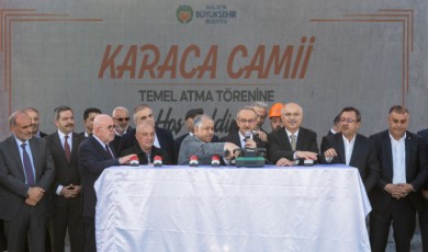 Malatya Şehir Mezarlığında Yükselecek Karaca Camii İçin İlk Harç Dualarla Döküldü