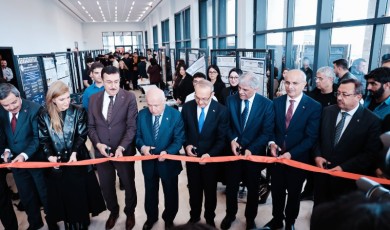 Malatya Turgut Özal Üniversitesinde Ar-Ge Proje Pazarı Açıldı