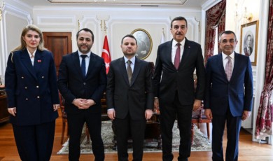 Malatya’ya Babacan’dan Albüm Hatırası...