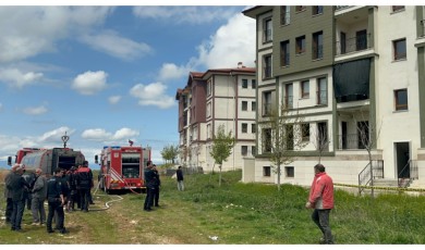 Melekbaba TOKİ Konutlarında Korkutan Yangın: Bina Sakinleri Tahliye Edildi