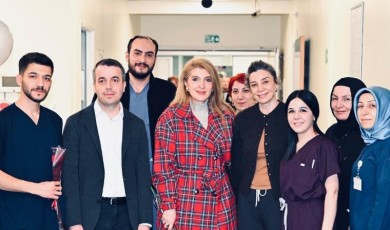 Milletvekili Ölmeztoprak Tedavi Gören Çocukların Bayram Sevincine Ortak Oldu