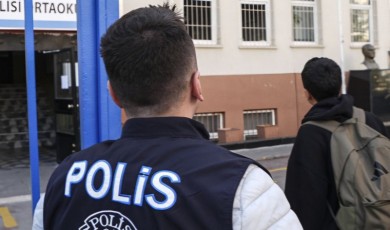Okulun Mantığına Aykırı ve Sürdürülemez: Ulvi Saran Güvenlik İçin Kurumsal Disiplini İşaret Etti