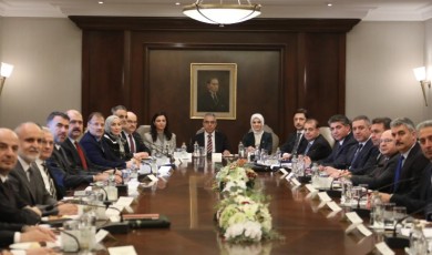 On Beş Yaş Altı Çocuklara Kontrollü Dijital Alan Düzenlemesi Geliyor