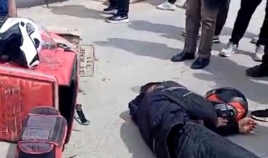 Otomobil İle Çarpışan Genç Motokurye Hastaneye Kaldırıldı