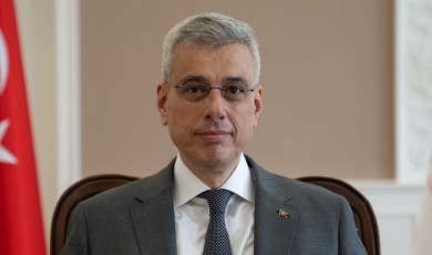 Sağlık Bakanı Memişoğlu Anne Adayları İçin Her Gebeye Bir Ebe Dönemini Başlattı