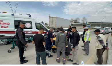 Şehir Mezarlığı Kavşağında Korkunç Kaza: 75 Yaşındaki Adam Yaşam Savaşı Veriyor