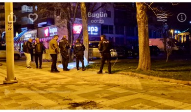 Şeker Fabrikası Önünde Kanlı Gece: Silahlı Kavgada Bir Kişi Yaralandı