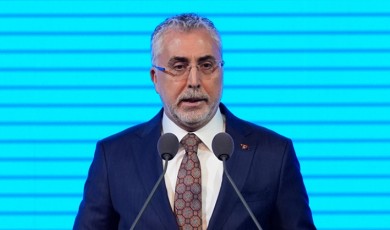 Bakan Işıkhan Gençlik Programının Bilançosunu Açıkladı: Binlerce Öğrenciye Destek Sağlandı