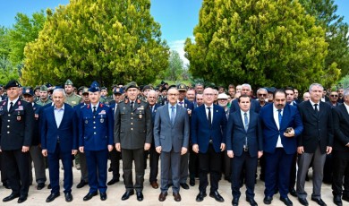 Malatya’da Meydana Gelen Feci Kazanın Yıl Dönümünde Otuz Dört Kahraman Asker Resmi Programla Anıldı