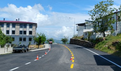 Pütürge İlçe Merkezinde Bin 30 Metrelik Yol Modern Görünümüne Kavuştu