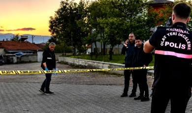 Sosyal Medyadaki Tartışma Çocuk Parkında Silahlı ve Bıçaklı Kavgaya Dönüştü