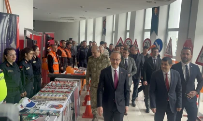 ​Vali Yavuz’dan Hayati Uyarı: Trafik Kazaları Savaşlarla Yarışıyor