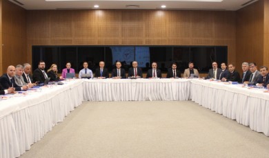 Bölge Sağlığının Geleceğini Şekillendirecek Kritik Zirve Elazığ Ev Sahipliğinde Gerçekleştirildi