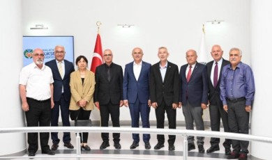 CHP Karışırken Gelen Kare: Bu Fotoğraf Kime Mesaj?
