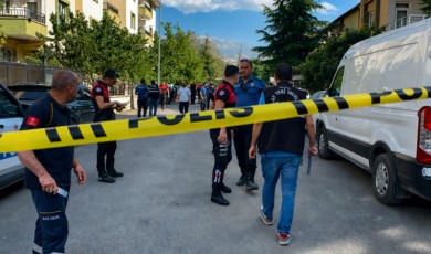 Cinnet Geçiren Baba Kurşun Yağdırdı: Anne Feray Timurkaan ve Kızı Beyza Timurkaan Vefat Etti