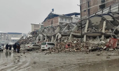 Depremzede Ailelerin Adalet Mücadelesi Yeni Bilirkişi Raporunu Bekliyor
