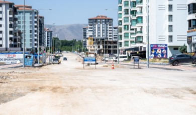 Fahri Kayahan'dan Adıyaman Yoluna Kesintisiz Ulaşım İçin Geri Sayım Başladı
