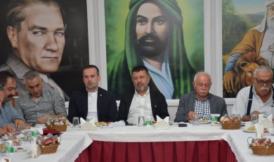Muharrem'in Son Gününde Dayanışma Sofrası Kuruldu! 5 Bin Kişiye Lokma İkram Edildi