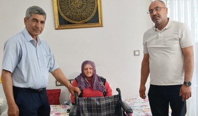 Malatya'da Muhtarlar ve Sivil Toplum Kuruluşları Yaşlı Bir Vatandaşın Talebi İçin Harekete Geçti
