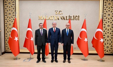 Malatya’da Yoğun Temaslarda Bulunan Hulusi Akar Şehrin Yeniden İnşa Sürecini Değerlendirdi
