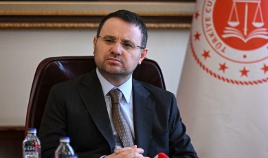 Milyarlarca Liralık İşlem Hacmine Sahip Siber Suç Yapılanmalarına Eş Zamanlı Baskınlar Düzenlendi
