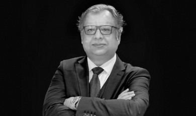 Murat ÇETİN / Koltuk Boşalmadı Ama Hayalinde Oturanlar Var