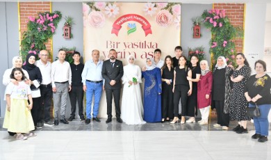 Nikah Salonlarında Yer Kalmadı, Çünkü Sıradışı Tarih Evlenmek İsteyenleri Harekete Geçirdi