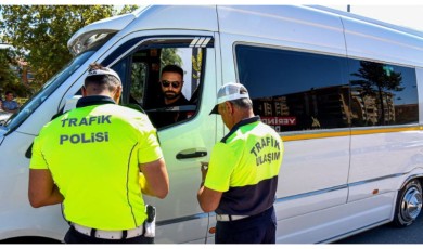 Öğrencilerin Güvenliği İçin Okul Servisleri Ve Araçlar Sıkı Denetimden Geçiriliyor