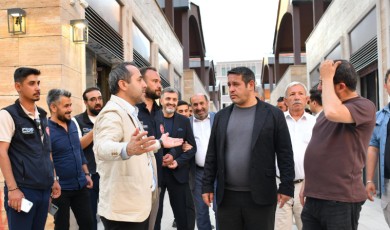 Yeni Çarşı'da Teslimatlar Devam Ediyor! Yeraltı Otoparkı Pazartesi Günü Açılıyor, Çarşıdaki Prefabrik Yapılar Kaldırılıyor