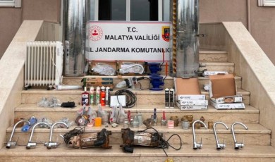 Yeşilyurt İlçesindeki Şantiye Hırsızını Jandarma Ekipleri Suçüstü Yakaladı