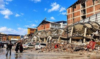 Altı Sanığın Bilinçli Taksirle Yargılandığı Ermeç Apartmanı Dosyasında Gözler Yalova Üniversitesi'nde