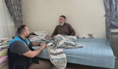Battalgazi Belediyesi Sosyal Hizmetler Ekipleri Yaşlı ve Engelli Bireylerin Evlerine Konuk Oluyor