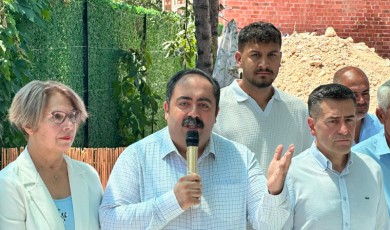 CHP Malatya Teşkilatı Çöktü: İl Yönetimi ve Meclis Üyeleri Topluca İstifa Etti