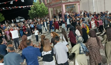 Darende'nin Yeniköy Mahallesi İlk Kez Düzenlenen Yaz Şenliği İle Coştu