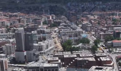 Konteynerden Çıkarılmak İstenen Malatya Esnafının Gidecek Yer Bulamaması Tepki Çekiyor