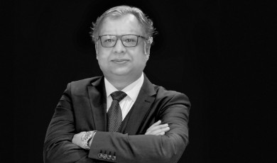 Murat ÇETİN / Enkazdan Beslenenler