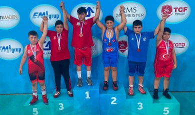 On Yaşındaki Darendeli Güreşçi On Bin Sporcu Arasından Türkiye Beşincisi Oldu