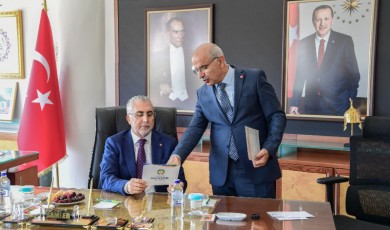 Sami Er Malatya'nın Gelecek Vizyonunu Bakan Işıkhan'a Anlattı