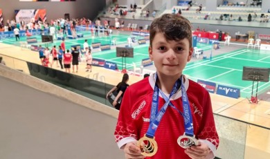 Uluslararası Turnuvada İki Madalya Birden Kazanan Genç Sporcu Türkiye'nin Gururu Oldu