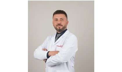 Ağustos Sıcaklarında Pıhtı Riskini Azaltan 8 Öneri